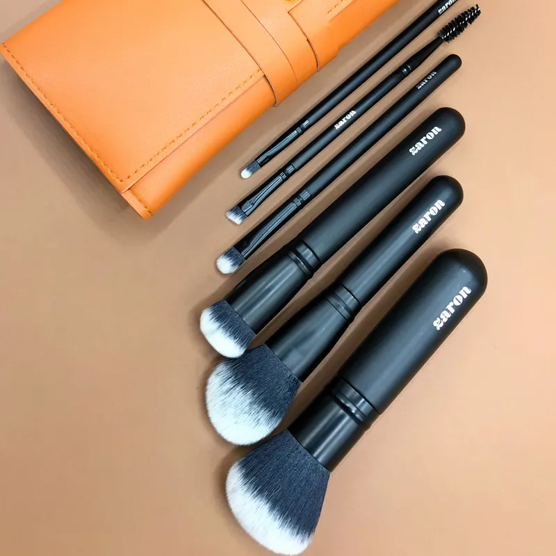 Zaron D'luxe 7-piece brush set with pouch